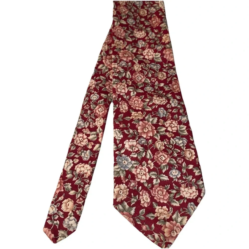 Vintage Broadhurst & Taylor Mens‎ Necktie Red Floral 100% Cotton 58